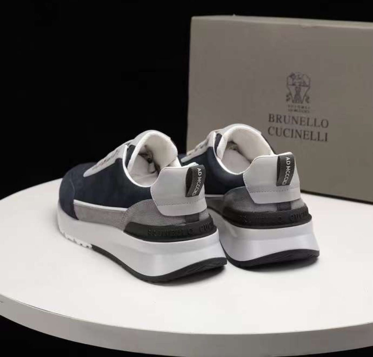 Importé chaussure Homme Basket très confortable 185000