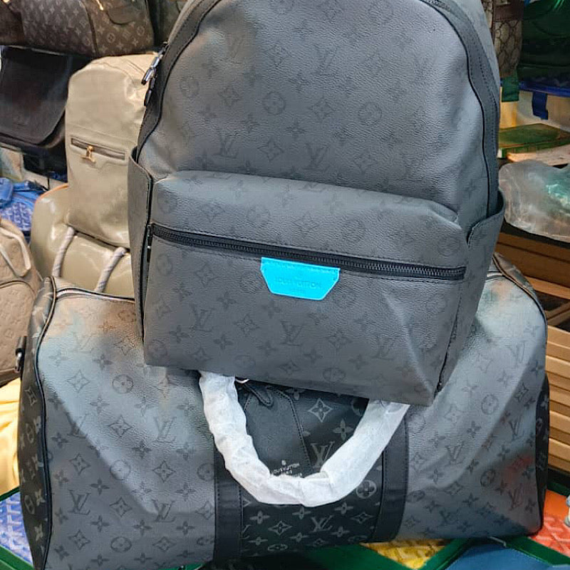 Sac à dos et polochon 80.000