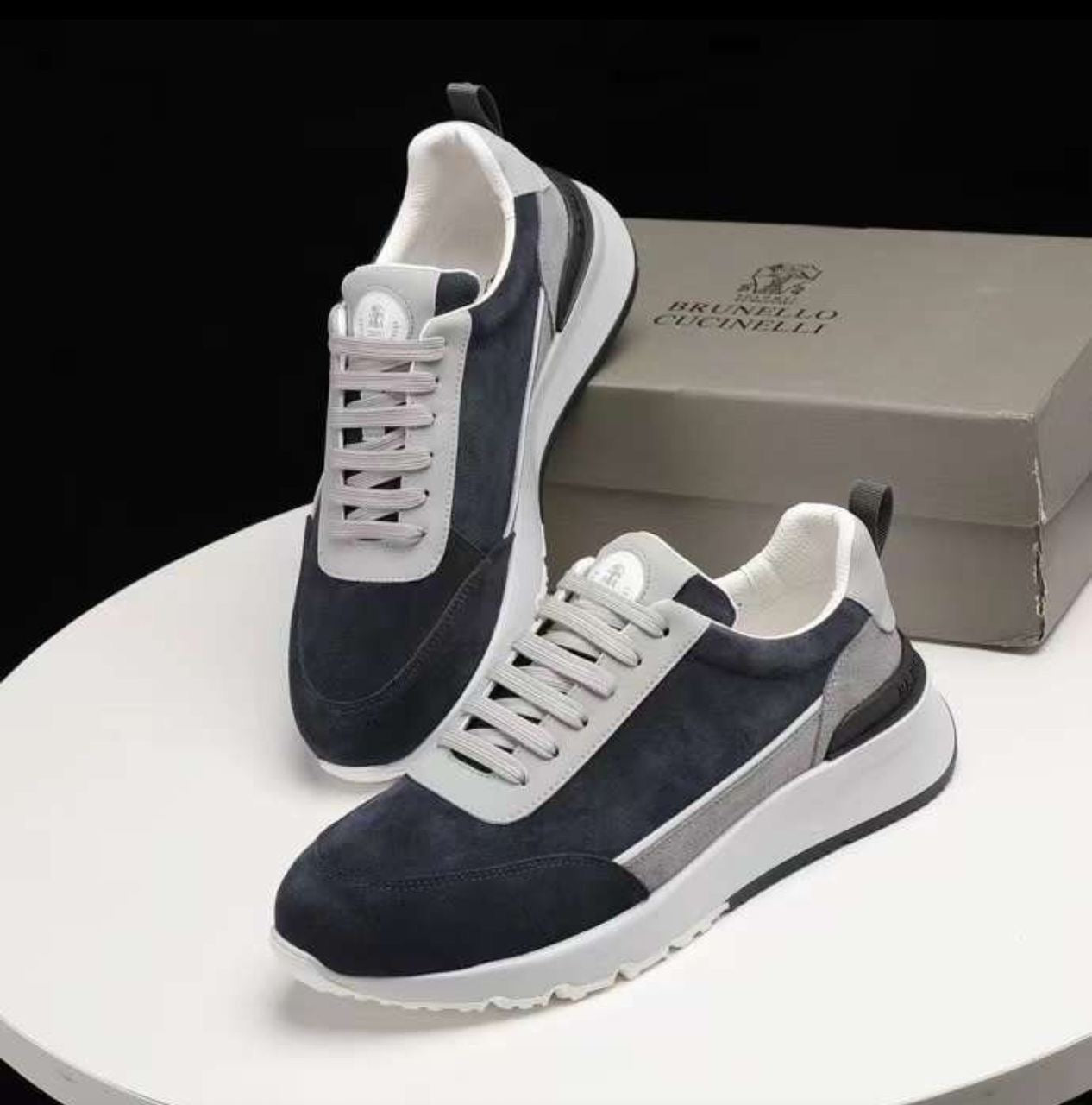 Importé chaussure Homme Basket très confortable 185000