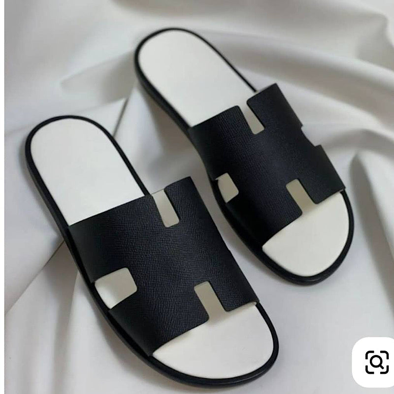 Sandale En Cuir 65.000
