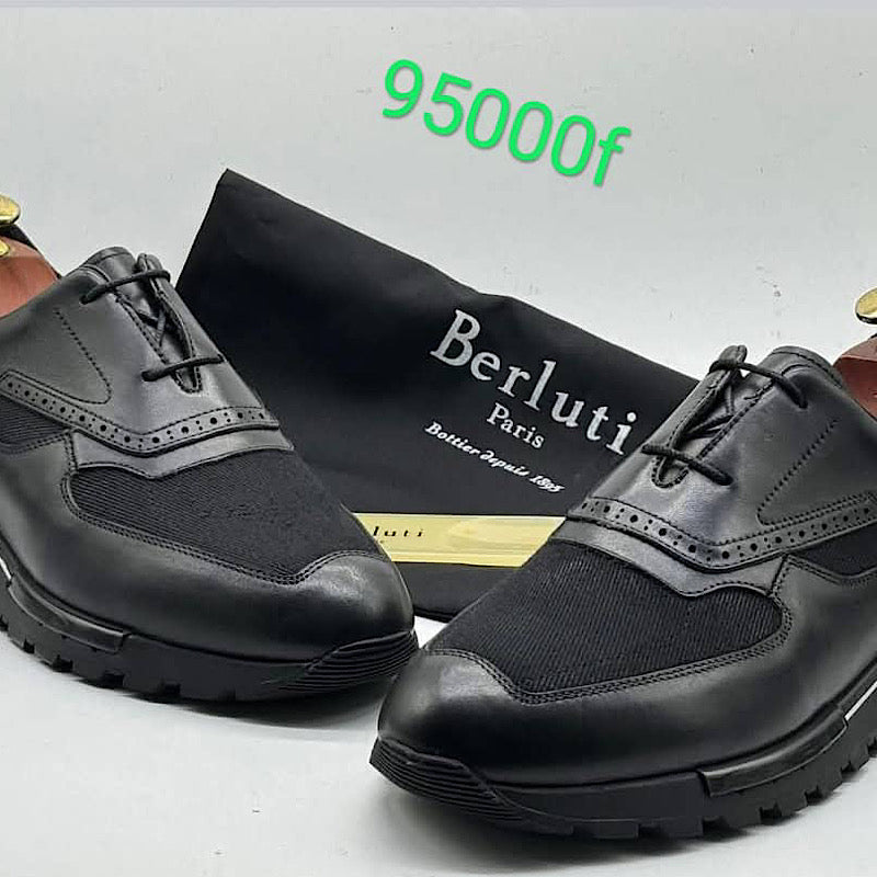 Soulier Berluti Paris En Cuir Noir 95,000