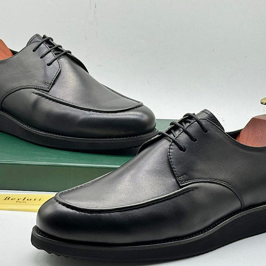 Soulier En Cuir A Lacets