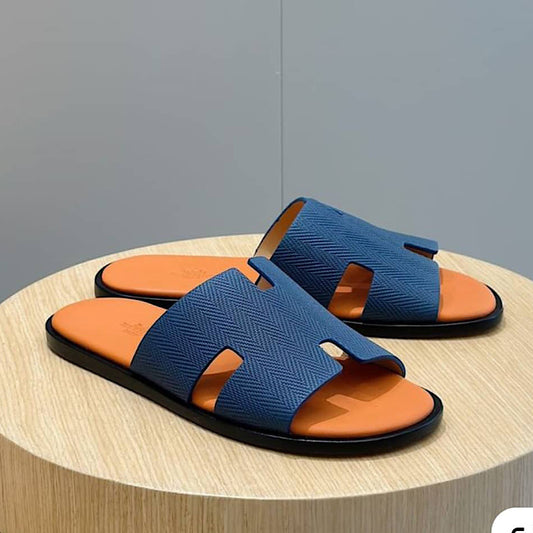 Sandale En Cuir 65.000