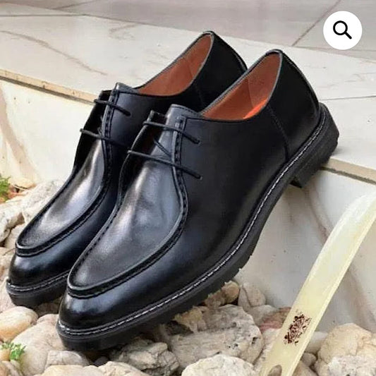 Soulier En Cuir A Lacets