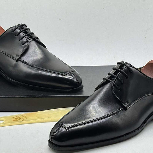 Soulier En Cuir A Lacets