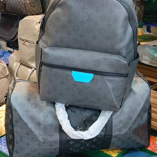 Sac à dos et polochon 80.000