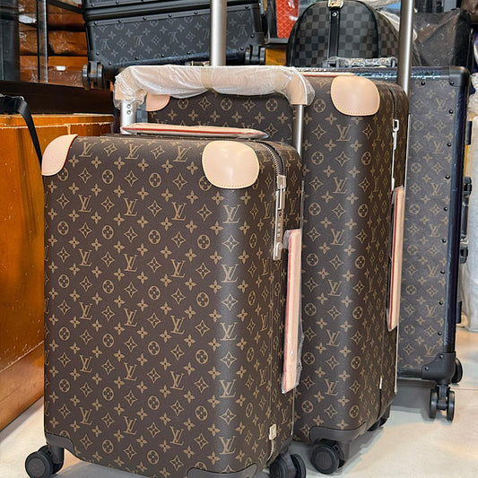 Valise Louis Vuitton horizon en deux pièces 12 & 23 à 1.150.000fr