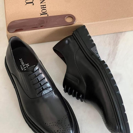 Soulier En Cuir A Lacets
